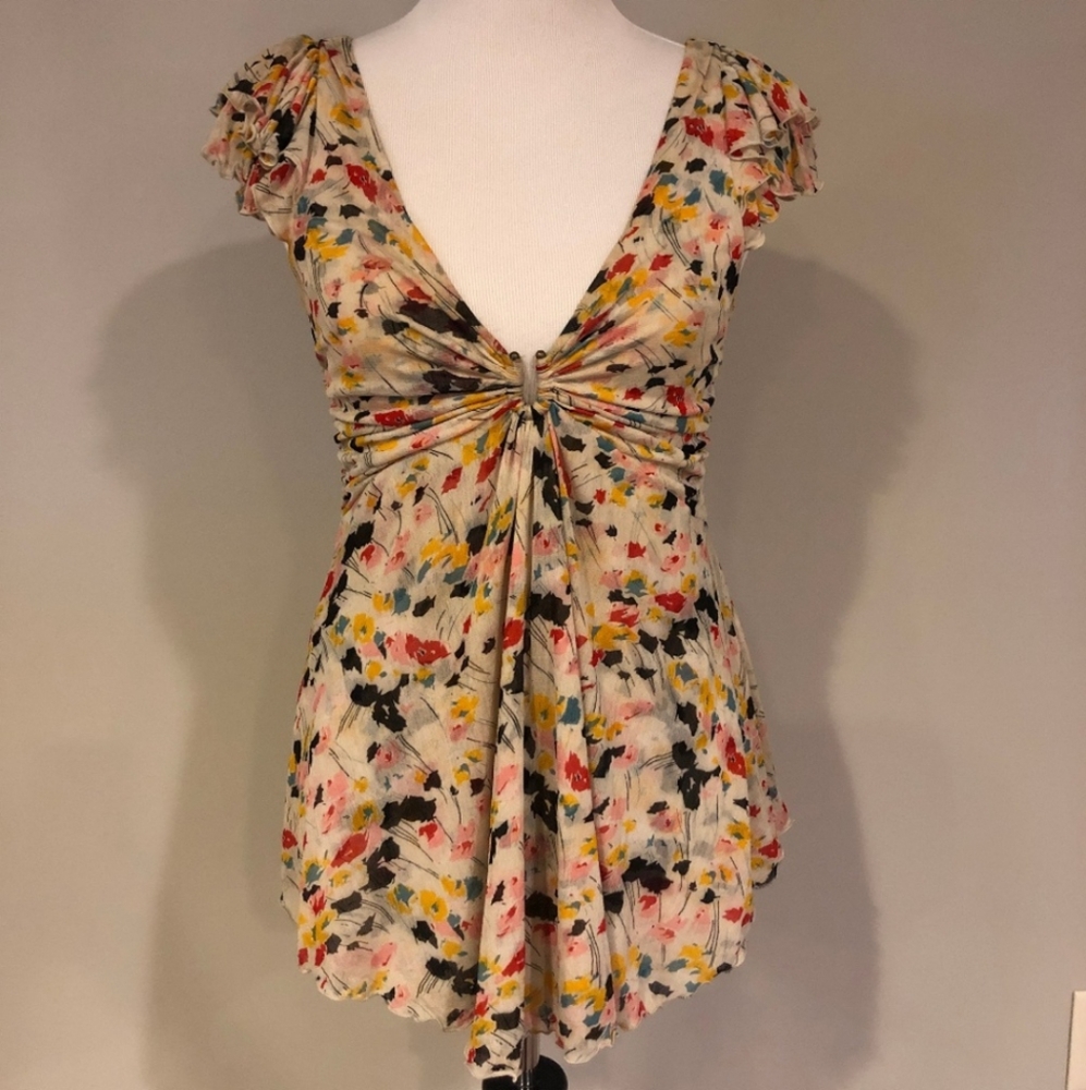 DVF  Rare Silk Watercolor Flutter Sleeve Top